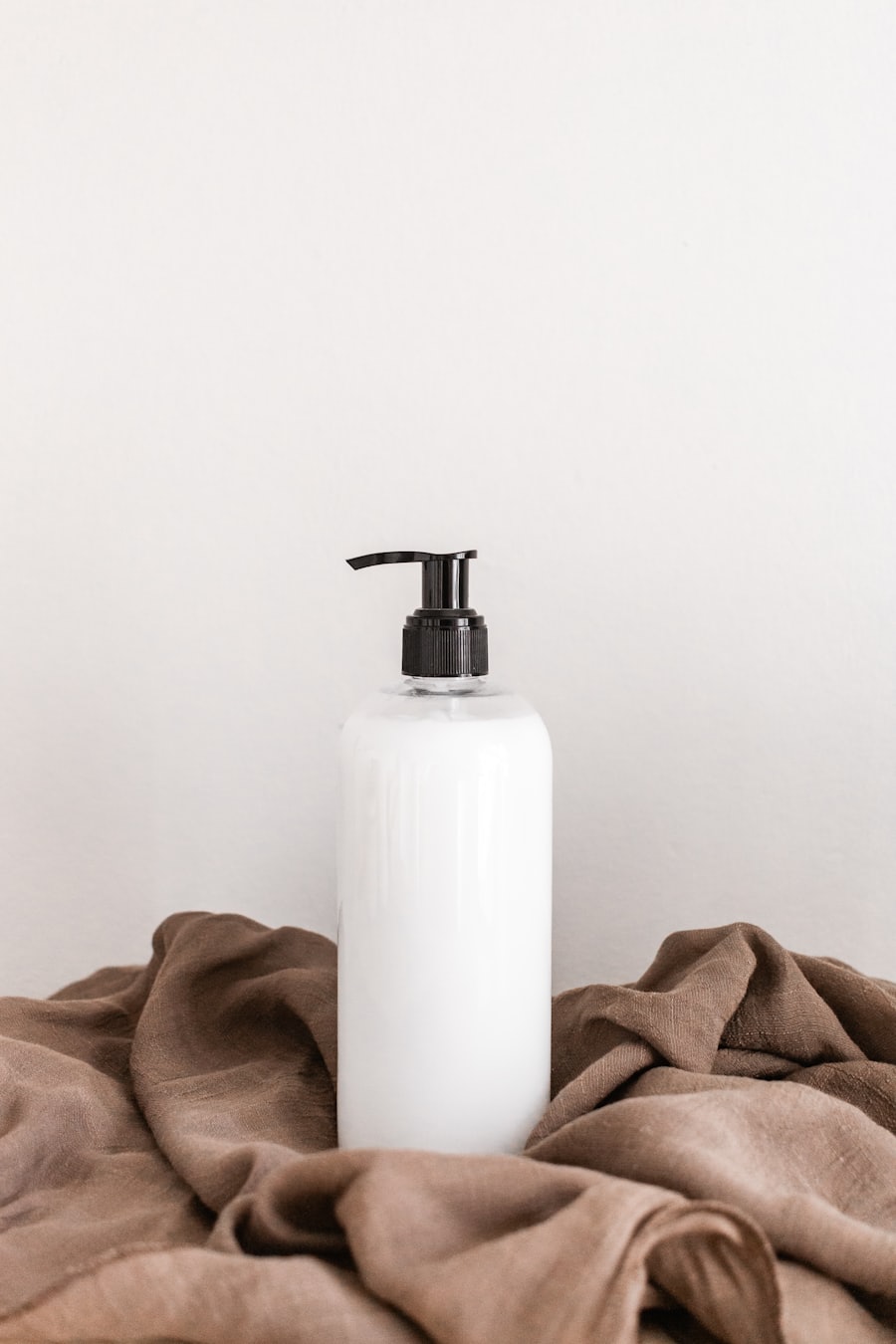 Unbranded white pump bottle